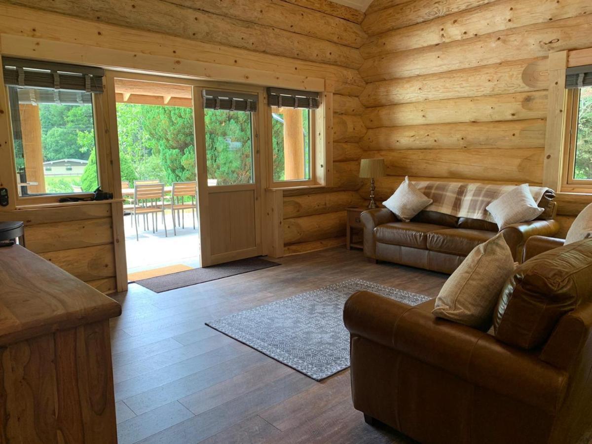 Ewes Water Log Cabins Langholm Zewnętrze zdjęcie