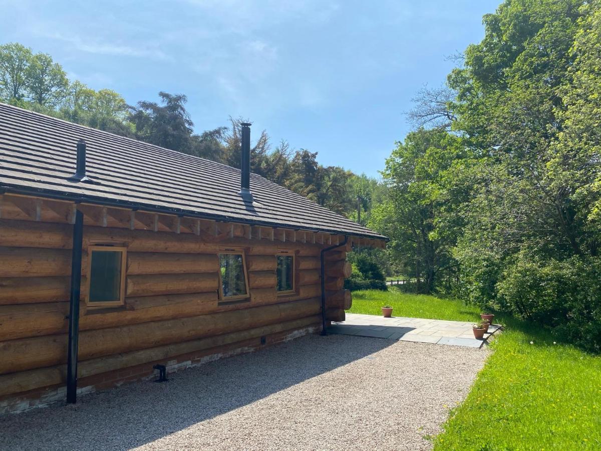 Ewes Water Log Cabins Langholm Zewnętrze zdjęcie